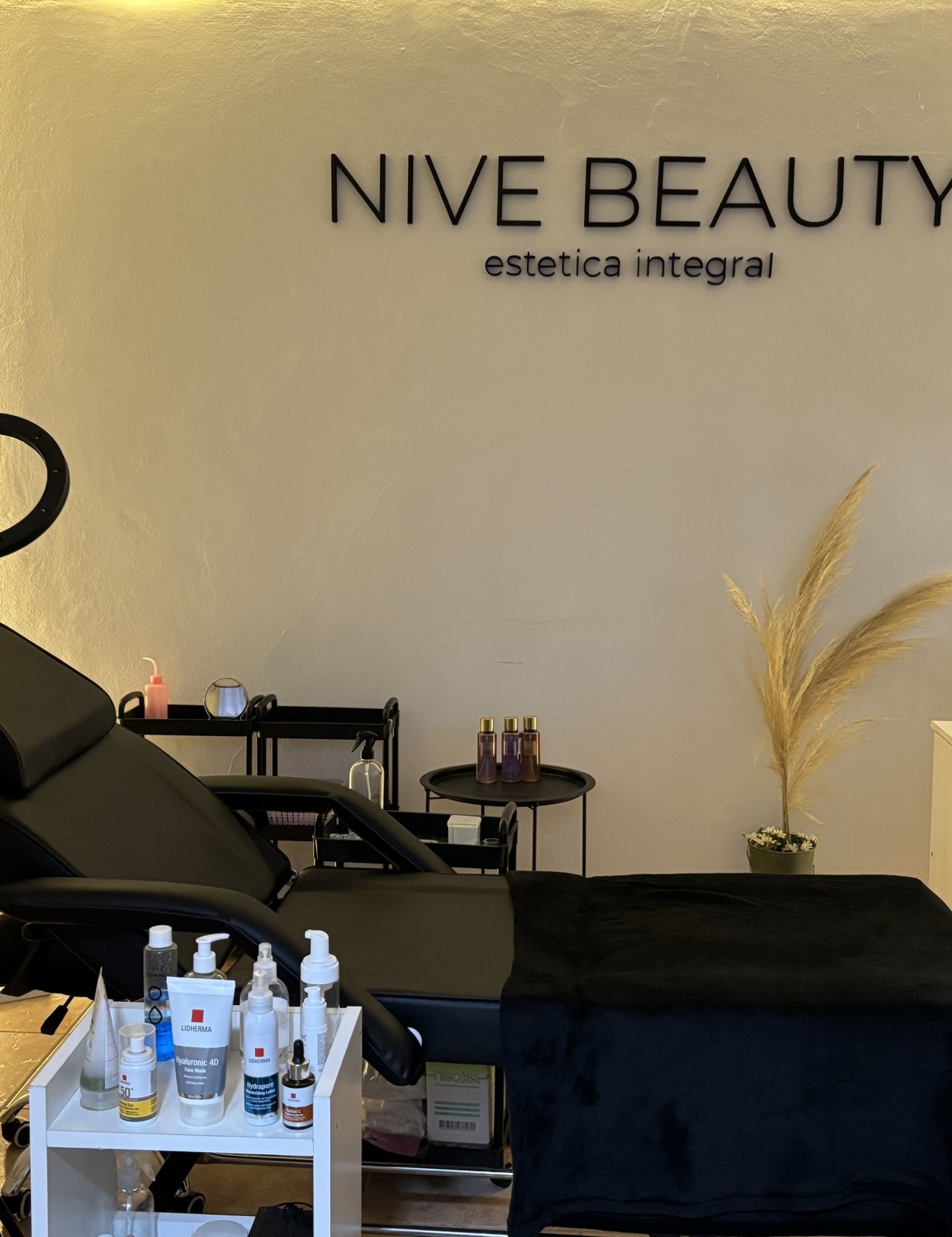 El consultorio de Nive Beauty en Monte Grande